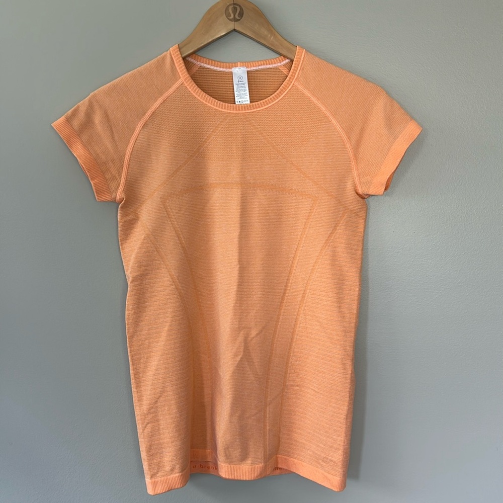 Ivivva (Girls Lululemon) Fly Tech Short‎ Sleeve Sz 14